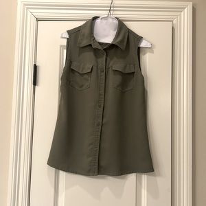 Army, green sleeveless top. Small.